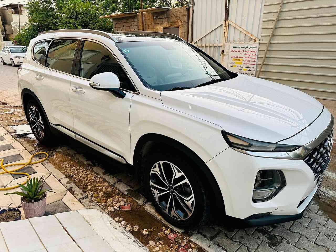 موديل 2019 
خليجي 
فول مواصفات 
٧ راكب
محرك٦ سلندر  3500 المحرك نشط جداً  
تبريد ثلج ٣ قطع 
بردات خلفية 
كشنات جلد + مدوشمة جلد  

بصمة ، ابواب بصمة ،الكشنات الامامية كهرباء، لد نهاري ، اشارات بالمري، مرايات شفط ، ترحيب المريات شاشه كاربلاي + ، حساسات امامي خلفي ، كامره خلفيه دواره، تبريد 3 قطع ، بانوراما على طول السياره 
 درايف مود ، مانع انزلاق ،
تحكم انارة الدشبول ، اليدات نيكل

رقم بغداد والسنوية جديدة باسمي 
كير ٨ نمر مو ٧

مشية 117 كيلو متر
السعر :226 مع مجال بسيط 

***********

