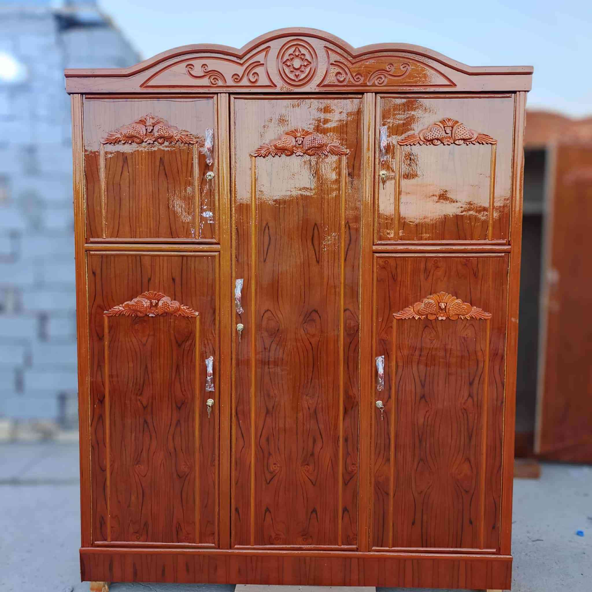 على بركة الله تم تجهيز كناتير نجاره عراقيه تصميم تركي شغل درجه  أولى 
صبغ حراري خشب صاج طبيعي الداخل والخارج 4ملم حسب الطلب 
يتوفر خدمة الاقصاد 
للحجز ولاستفسار الاتصال على الأرقام أو المراسله 
***********
***********
نجارة سلوان
