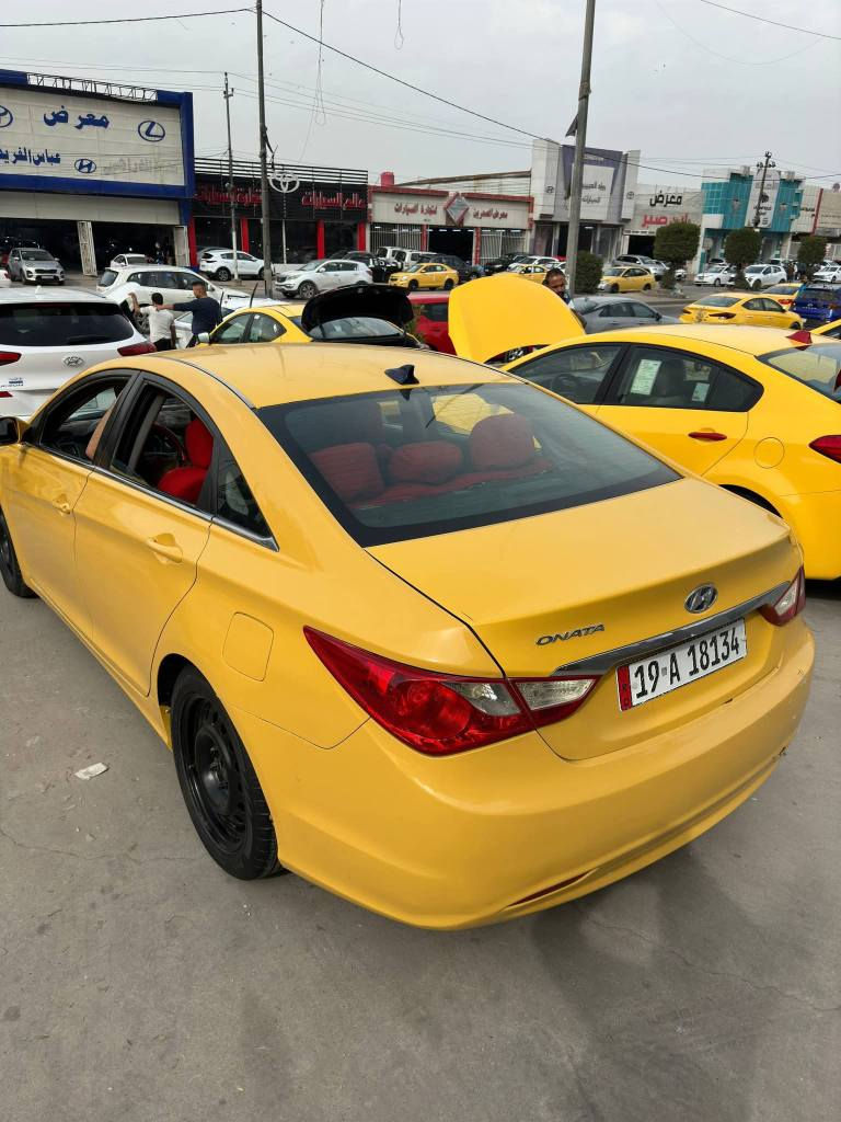 سوناتا أمريكي 2013
حاملغ امامي ايمن فقط من امريكة
السعر 90 مكانها حاليا بغداد 
حاهزة غرفة نظيفة 
تايرات جديدة
*********** بغداد, العراق
