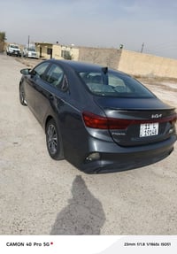 كيه فورتي 2023 نص فول  كلش حلوه جاهزه السياره من كلشي مال بيت ما متعوب...