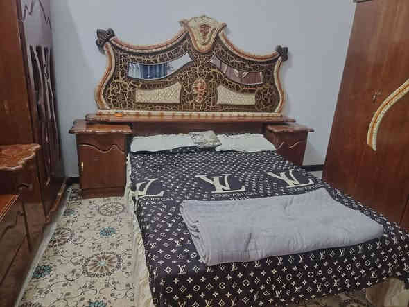 غرفه اخشاب للبيع المكان الناصريه السعر 500  ***********
