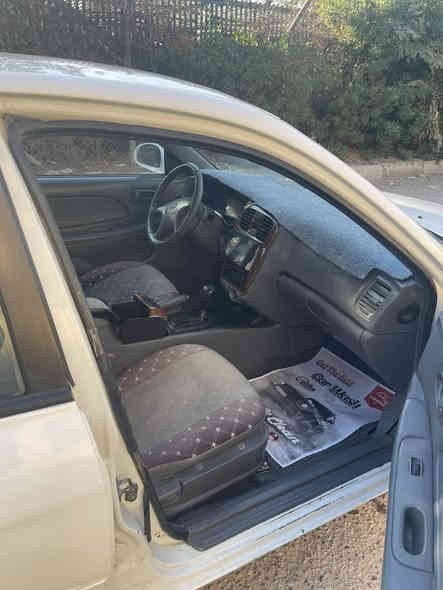 السعر 48 وبيها مجال
سلام عليكم 
سوناتا خليجي 2001 اصل بانزين رقم بغداد السيارة بدون اي ضربه او معجون او دواخل 

محرك كير بلادي على وضع الشركة 
صدر جديد تبريد ممتاز جداً 
داخل جدًا نضيف سياره بدون اي نقص 

السعر 48 وبيها مجال 

الاستفسار الاتصال على رقم ***********

مكاني الدورة ابو طيارة ✈️
