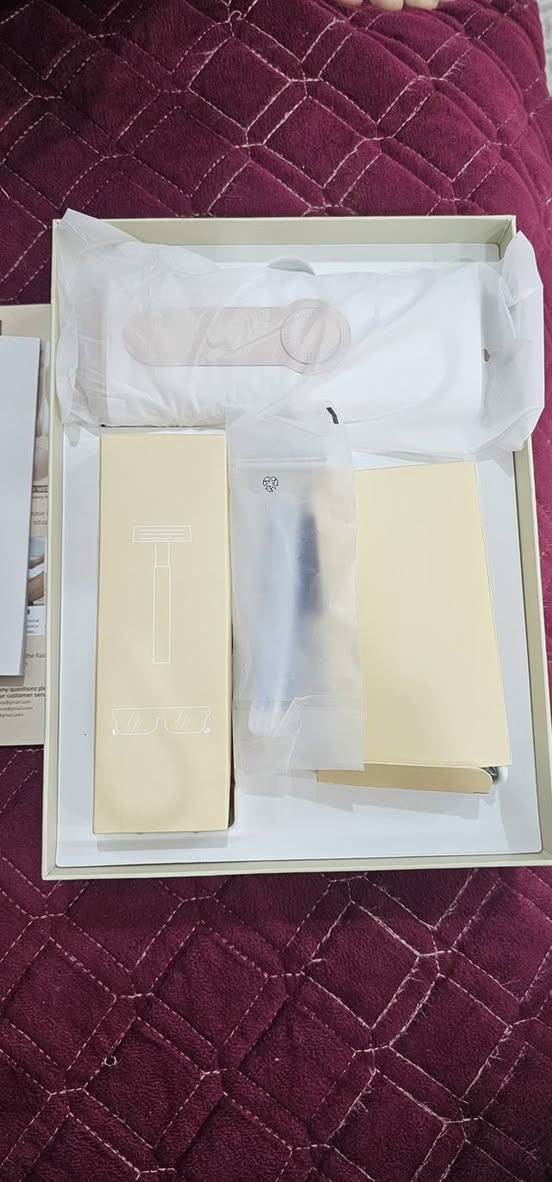 سلام عليكم جهاز ليزر مليون ضربه سعار ١٠٠ مكاني النجف توصيل اكو ***********  بي مجال
