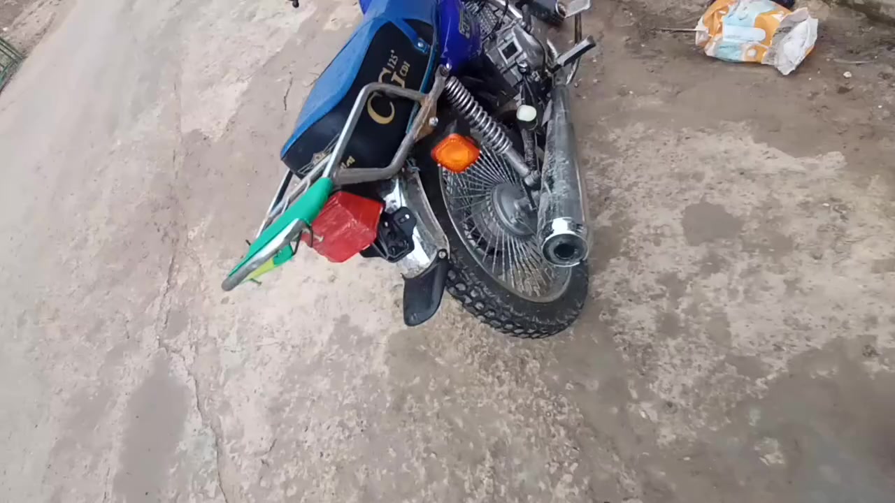 تايكر للبيع مكينه 2020 بصمه شرط ما مفتوحه السعر 450 بي مجال واريمنيه كلها شغاله بس باتري رقمي *********** بي وتساب
