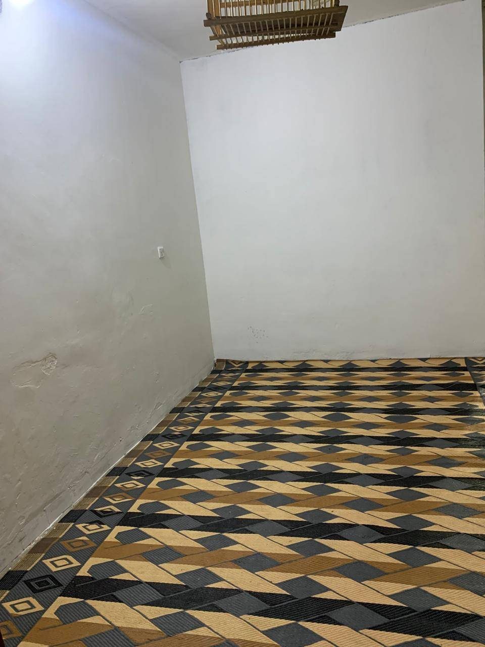 السلام عليكم
بيت في منطقة حي اور خلف السنتر مساحته 80 متر السعر 195 مليون
للاستفسار مع رقم الهاتف: ***********
