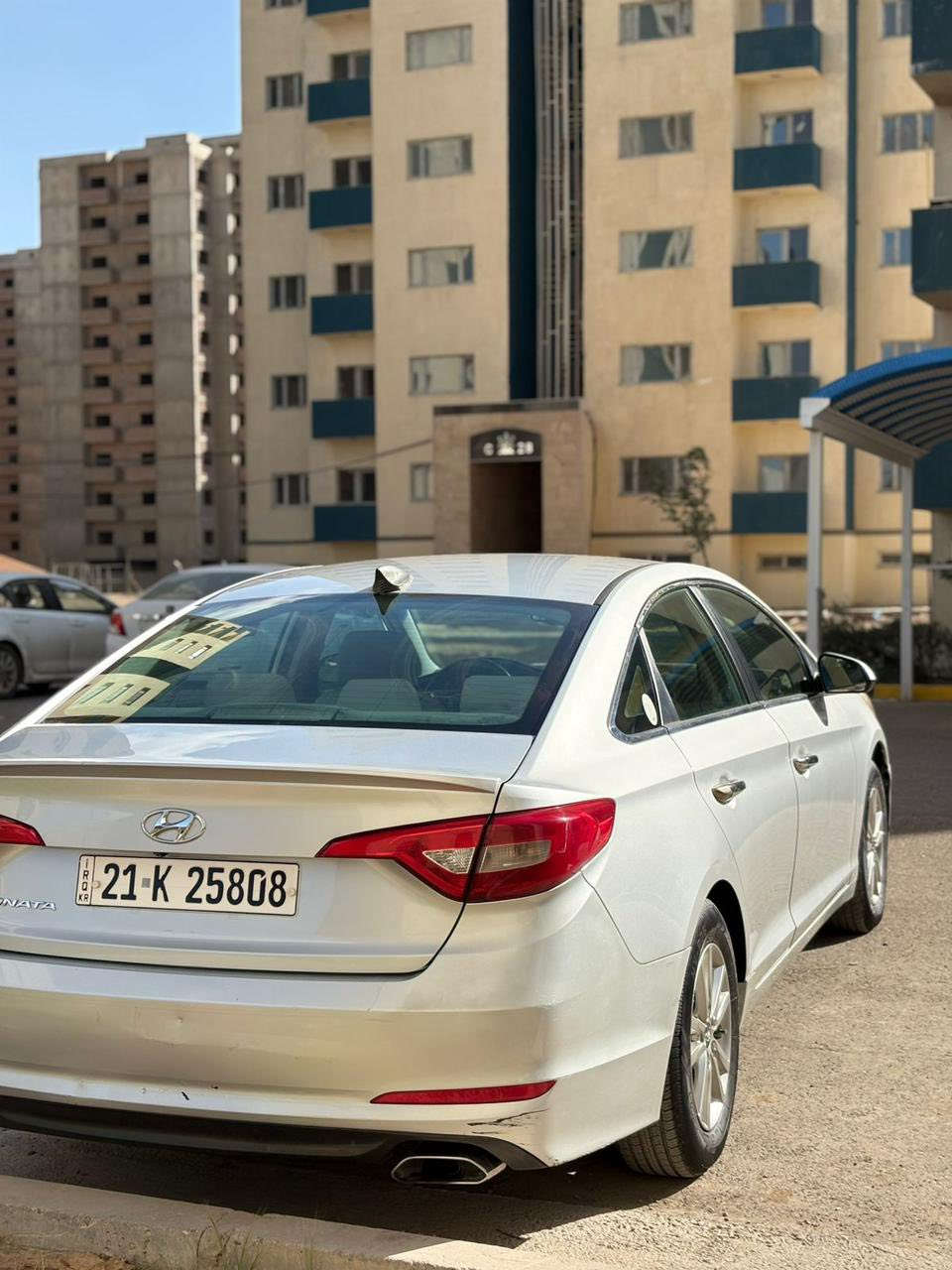 السلام عليكم سوناتا 2017 وارد امريكي حادثه ويه الصور تبديل باب وجاملغ وبارد باب وجاملغ يعني بس حادث امريكا الباقي كفاله محرك 2400 ماشيه 100 واحد ميل رقم سنويه كله جديد رقم سليمانيه شرط تحويل تخم تاير جديد قبل يومين حداديه جديده سياره جاهزه اي نقص مابيه محرك مفتوح مجفت درجه أولى السعر 120 وبيه مجال مكان السياره بغداد للتصال ***********
