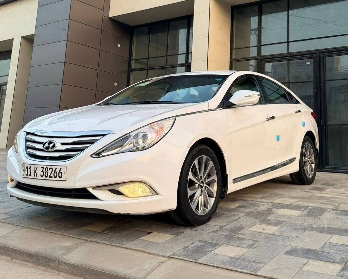 هونداي سوناتا موديل 2015 ( خليجي )
جديدة جدا لوك السيارة بالعافية على الي ياخذها 
محرك 2400 دوش المرغوب
ماشيه 182 الف حقيقي 
رقم بغداد هزه وسنويه جديده 
تحويل مباشر 
سيارة مكفولة كفاله عامة 
عدا بارد قليل بالبنيد السونار موضح 
صور السونار مرفقه بلمنشور 

ال💎ــسعـر 🟥 :: رقم (1) تلـقـائـي 📮

رقم صاحب ســـيـارة :: ***********
