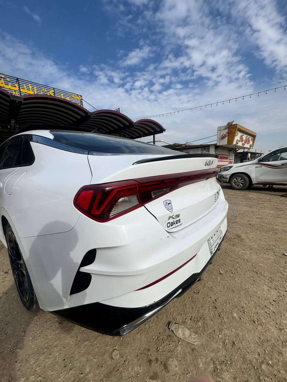 كي فايف K5
موديل 2022 جيتي لاين
محرك 1600 توربو
‎اللون ابيض
 رقم بغداد، معوقين، وكالة 
حادث بنيد بدون يرباك بس ايرباك برده
✅فول مواصفات ✅
1-بصمه+تشغيل عن بعد
2-شحن هاتف لاسلكي 
3- قياده ذاتيه ؏ الخطوط السريعه
4- هاند بريك بصمه 
5- سقف أسود 
6- مثبت سرعه 
7-نضام ABS
8- مانع انزلاق
9-حساس أطارات 
11-شاشة كبيره
12- كامره دواره+ اربعة كامرات محيطية+360
13- كشافات امامي
14 - تاير وويل بلادي حجم 19 
16-رادار جانبيه+ رادارات امامية وخلفية
17-مراقبة النقطة العمياء
18-رادار الخطوط البيضاء 
19-اشاير بالمري 
21-الداخل بلاك ادشن 
22-‏ مقعدين كهربائي
23-لايتات ‏4 عدسات 
24-نضام قياده سبورت +سوبر سبورت +نورمال  + ايكونامي
26-فول تحكم ستيرن
27-كير أوتو + عادي
28- ئوتو بريك 
29- ‏ ‏الخريطه
31- ستيرن حرف D  
32-‏Led +  زينون
33-السياره فول رادرات
34-التشغيل عن بعد
‏AUTO HOLD-38
39-تصميم خارجي رياضي
41-نظام الملاحة
42-مصابيح خلفية LED
43-مصابيح ضباب LED
44-لاسلكي Android Auto  
السياره وارد امريكي 
ماشي :52 كيلو متر 
للاستفسار او الاتصال***********☎️
