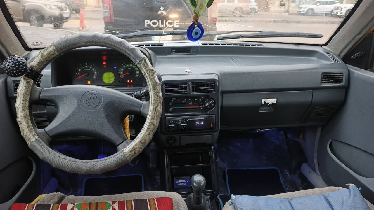 السلام عليكم  مكلف بالنشر سايبه للبيع موديل 2010 السيارة جاهزه مجهزه كل شغال كهربائية مكيه وكير ناعمه داير كل جديد
التفاصيل العسر 13 ورقه وبيه مجال للشراي  العنوان كربلاء قرب سيطرة الابراهميه  ع الرقم***********
