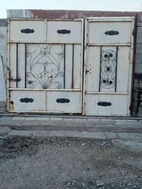 متاح باب سلايت ارتفاع م٢ وعرض ٢٦٠م كامل حته سجه مالته موجود ا السعر ٩٠...