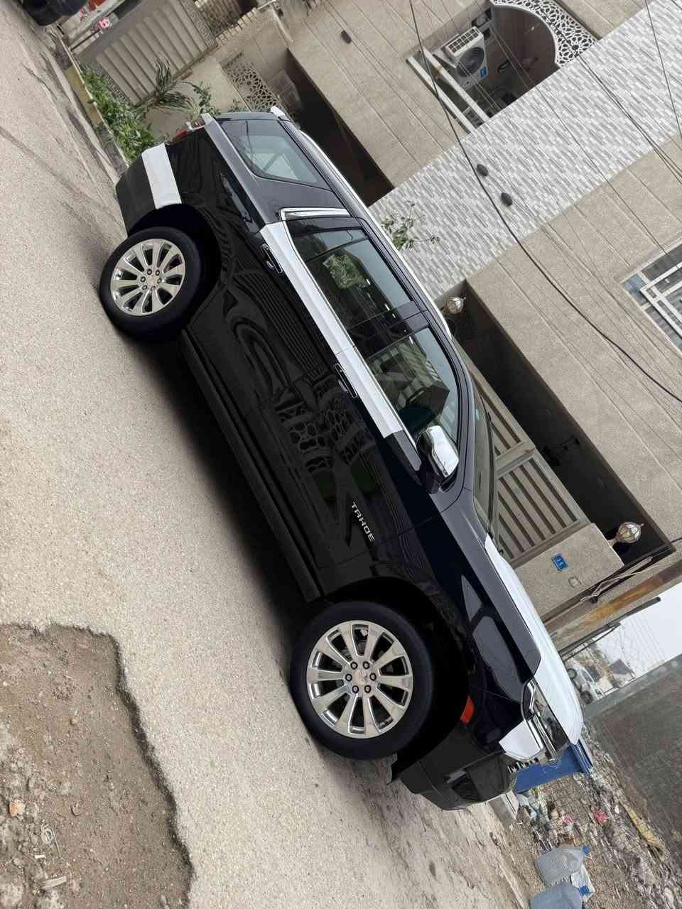 للبيع تاهو برايمر PREMIER خليجية موديل 23  وكالة المنصور بعدهة بالضمان ماشية ٣٣ الف كيلو  رقم بغداد بأسمي كفالة عامة اعلى مواصفات  ١/١:
جكات 
داتا شو (عرض على الجامة الامامية)
بانوراما
كامرات 5 محيطية 360 درجة
٣ شاشات
عدادات شاشة دجيتال
رادار امامي + تحديد مسار
رادار جانبي + نقط عمياء
دوسات كهرباء + انارة led
سستم صوت BOSE
ثلاجة
كشنات جلد بيجي خزن ميموري + هزاز كشن
تبريد تدفئة كشنات امامي + خلفي تدفئة
منافذ شحن usb,hdmi,typeC
ويل حجم ٢٢  كروم 
اشاير مري + مري شفط + هيتر مري
جنطة كهرباء + ستيرن كهرباء
سايد بريك بصمة
داخل بيجي + صاج ملكي
حساس امامي + خلفي
فور ويل
وباقي المواصفات المعروفة والسيارة كفالة عامة  بعدهة بريحة الشركة والسعر 55,800$ للاستفسار ***********
