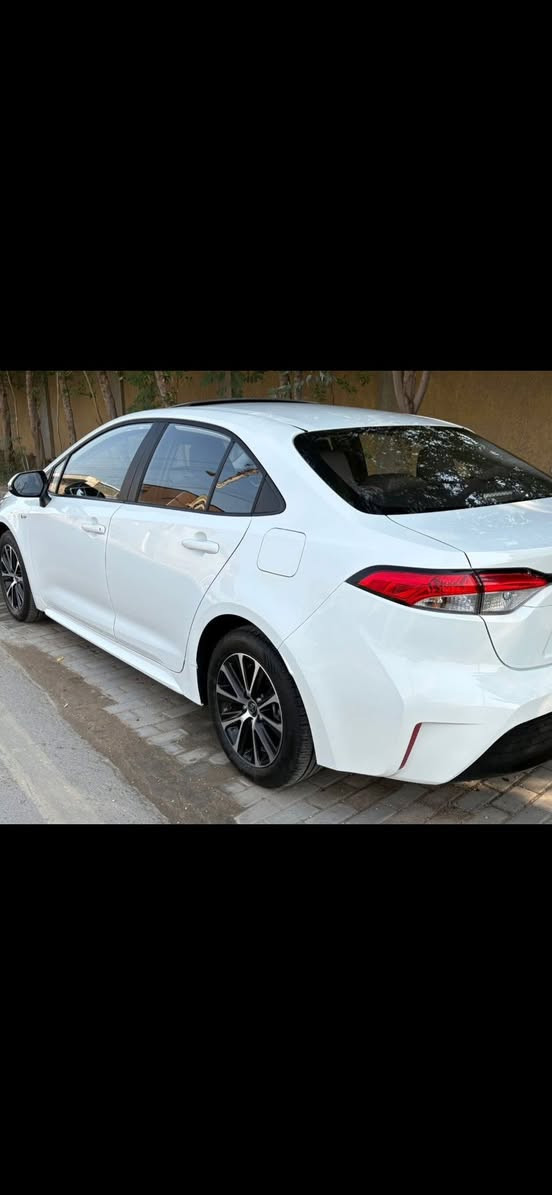 كورله وارد صيني فقط بانزين محرك 1600كلين مراوس فقط  بتكسي  موديل ٢٤///التصال عل راقم ***********
