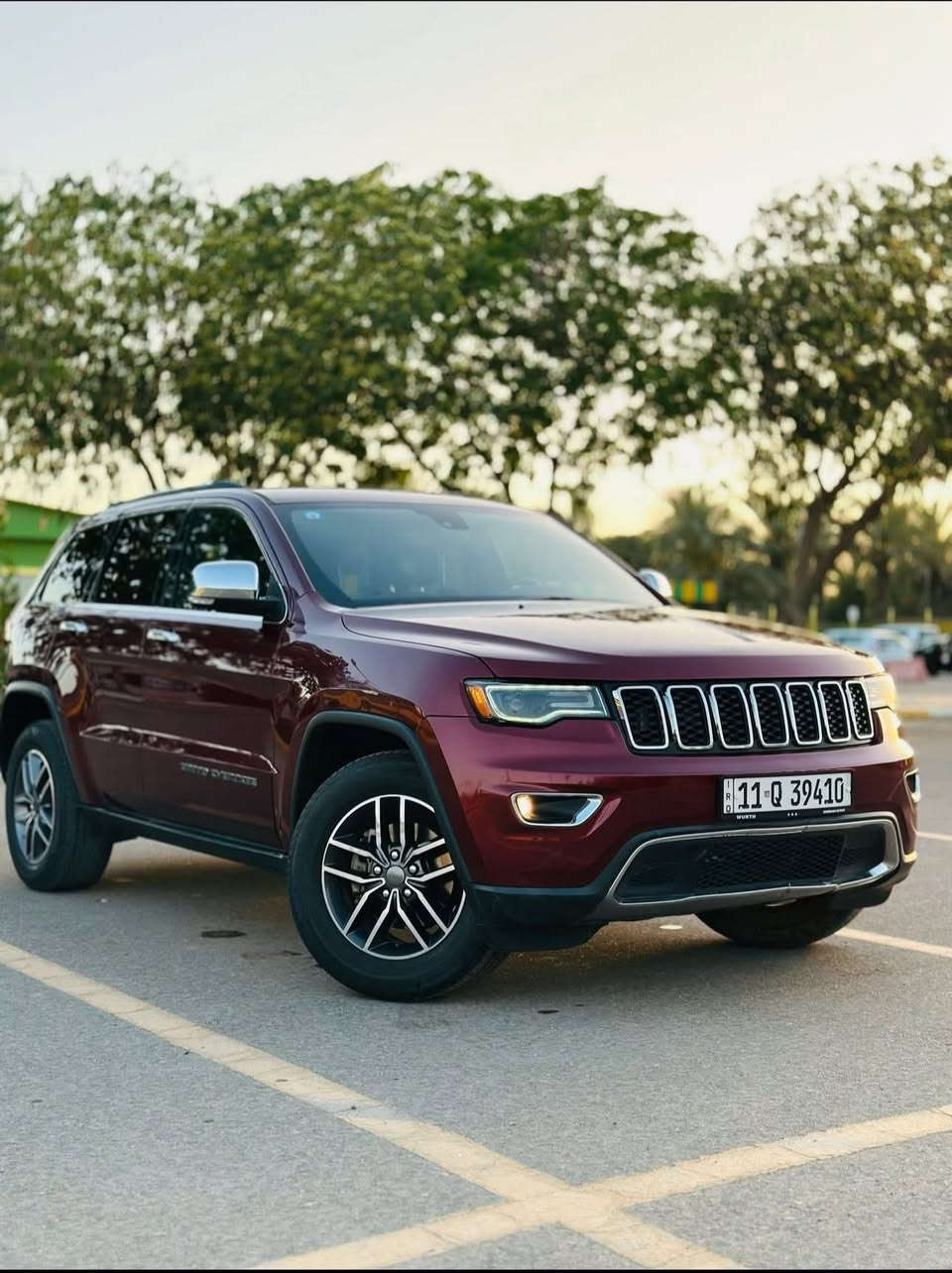 السلام عليكم ورحمة الله 
_________
جيب وارد امريكي ضرر بنيد وراجع نفسه
الموديل : مرمزه 2022 
المحرك.:  V6
*رقم بغداد الجديد 
  
____
*بصمه 
*تشغيل عن بعد  
* شاشه جبيره 
* توقف ذاتي 
* رادار جانبيه 
* كامره خلفيه 
* كشنات كهرباء + تدفئه
* ستيرن تدفئه
*تبريد قطعتين 
*دمام خلفي
*فور ويل 4*4 
*انظمه قياده  
*لايت اتو 
*صندوك كهرباء 
*تحكم ستيرين  
* حساسات خلفية . 
 __
السعر 200
وبيها مجال بسيط 
السياره بدون نقص نهائياً
مكان السياره.  بابل
***********
