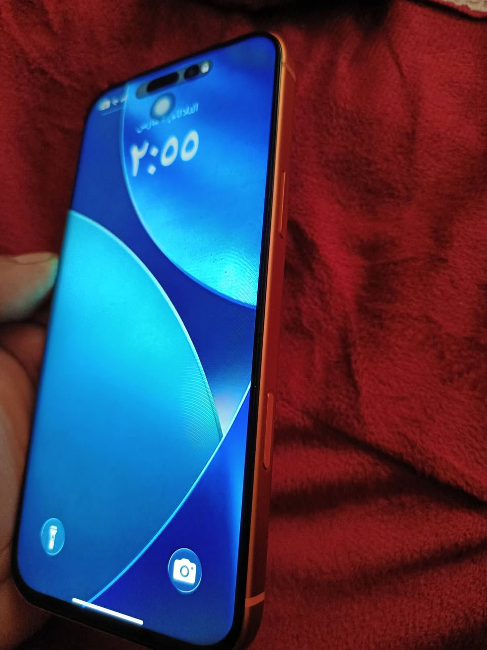 سلام عليكم ١٧ برو ماكس كوبي جهاز حلو ونضيف سعر ٢٥٠ مكاني بغداد حيور سبع قصور ***********
