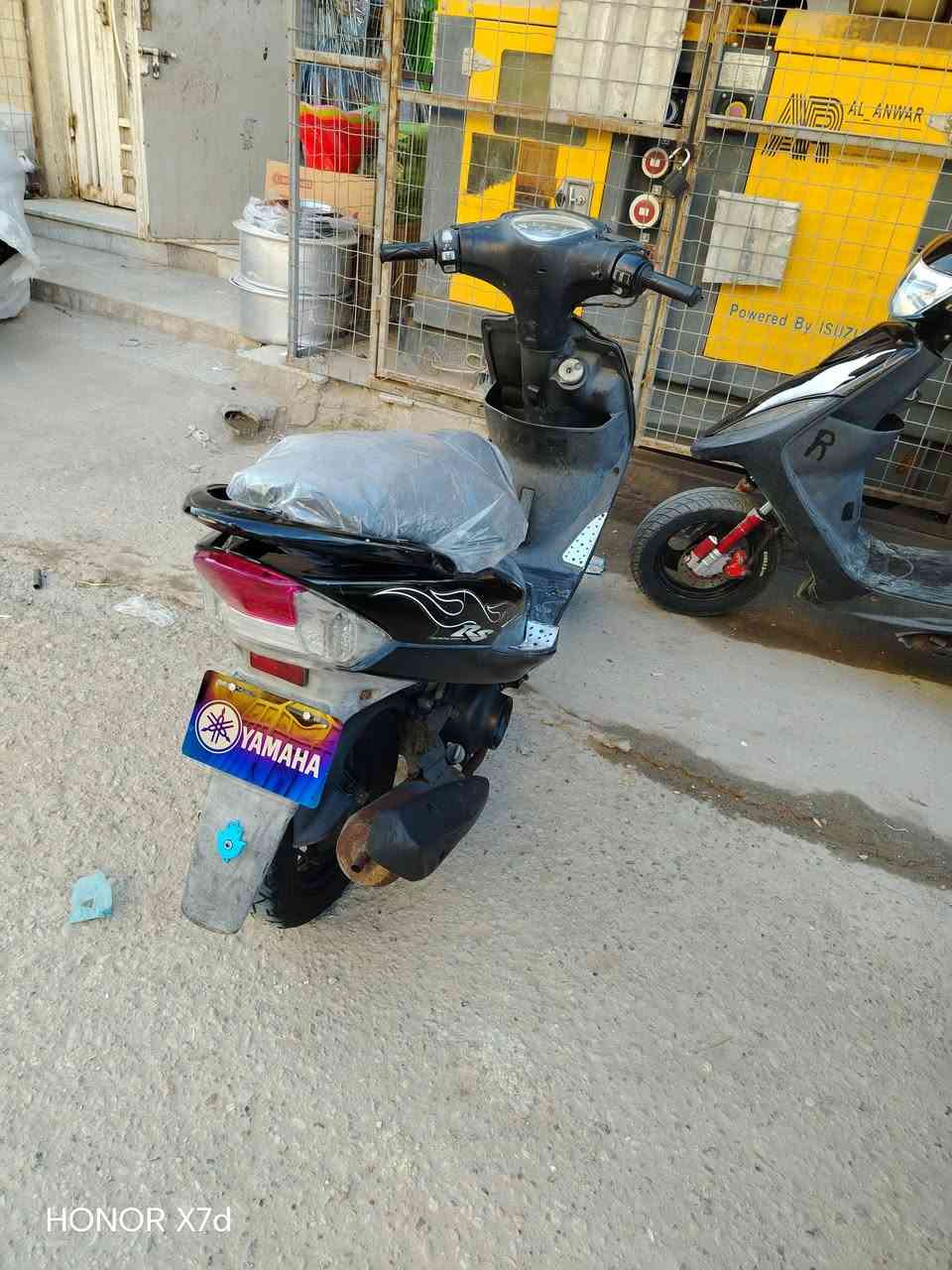 السلام عليكم دراجه ماكس للبيع كفاله عامه شلع ومعدل مكان عماره ابو رمانه سعر خاص ***********
