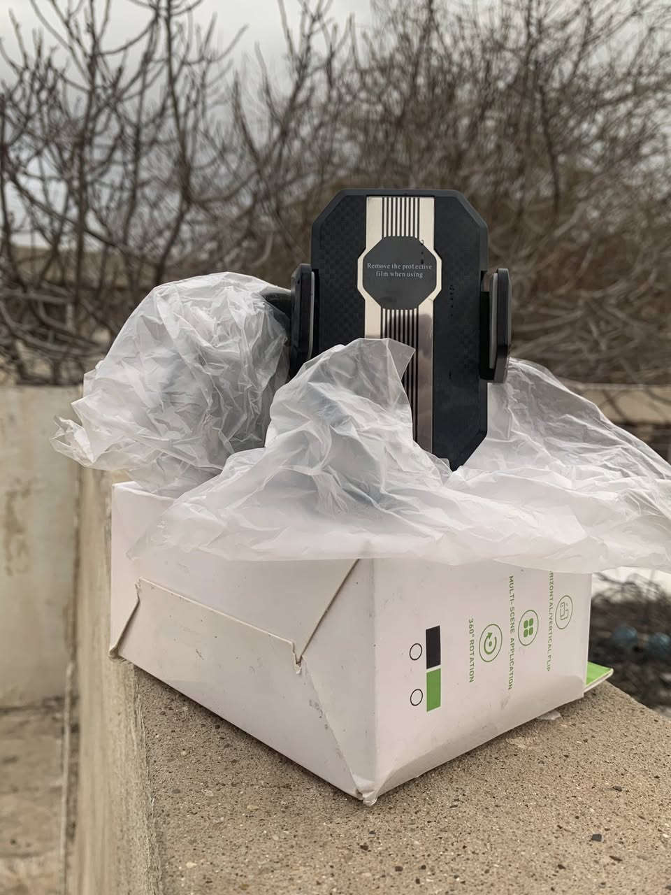 لغراض جدد ما مستخدمين ماخذهم ولا مستخدمهم ابد:
مايك K8 معرفو هل نوعية 
فلاش يو اس بي genx 16 كيكا بايت
ستاند للسيارة او الاي مكان مكتب وغيرها من الامكن يرهم
لسعر كلهم 25الف بيهم مجال 
لتواصل واتساب ***********
