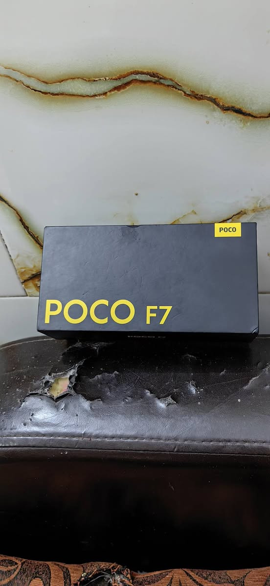 للبيع عملاق اللعاب بوكو F7  ذاكرا 256=12 ببجي 120 افريم جهاز جديد كامل ملحقات الضهر مكسور فقط جهاز كفاله اي اشكال يرجع مستخدم قليل فول مواصفات افلاكشب سعر 400 بيه مجال رقمي *********** ميسان حي الرحمة الثانيه قرب المستشفى البناني عمارة, ميسان

