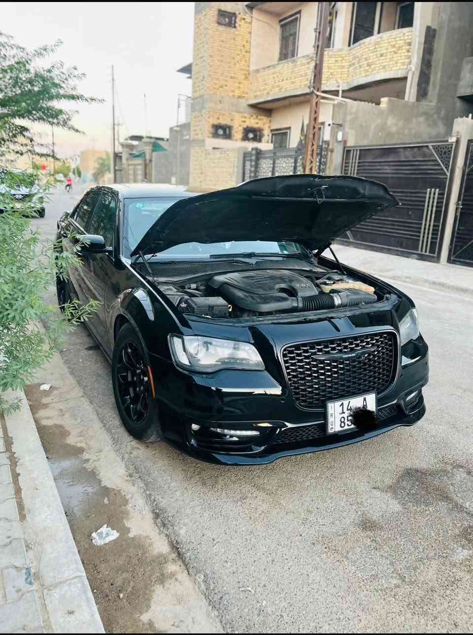 اوباما 2019 مرمز 2022 .S300
(مفحوصه بقرار 102 )
السيارة جاهزه من كل النواحي تخم تاير . تبريد . باتري جديد. مواصفات S بدون فتحه كشنات جلد مع تحكم كهرباء  شاشه كبيرة مع نظام GPS مكينه وكير وحداديه كلها جاهزه (حادثها جاملغ وبنيد ومبدلات نفس اللون والباقي كفاله من الشخط ورصعه وكلشي السيارة جديدة كلش ) 
مكان السيارة البصره 
السعر ١٩٦ وقابل لتفاوض 
***********
