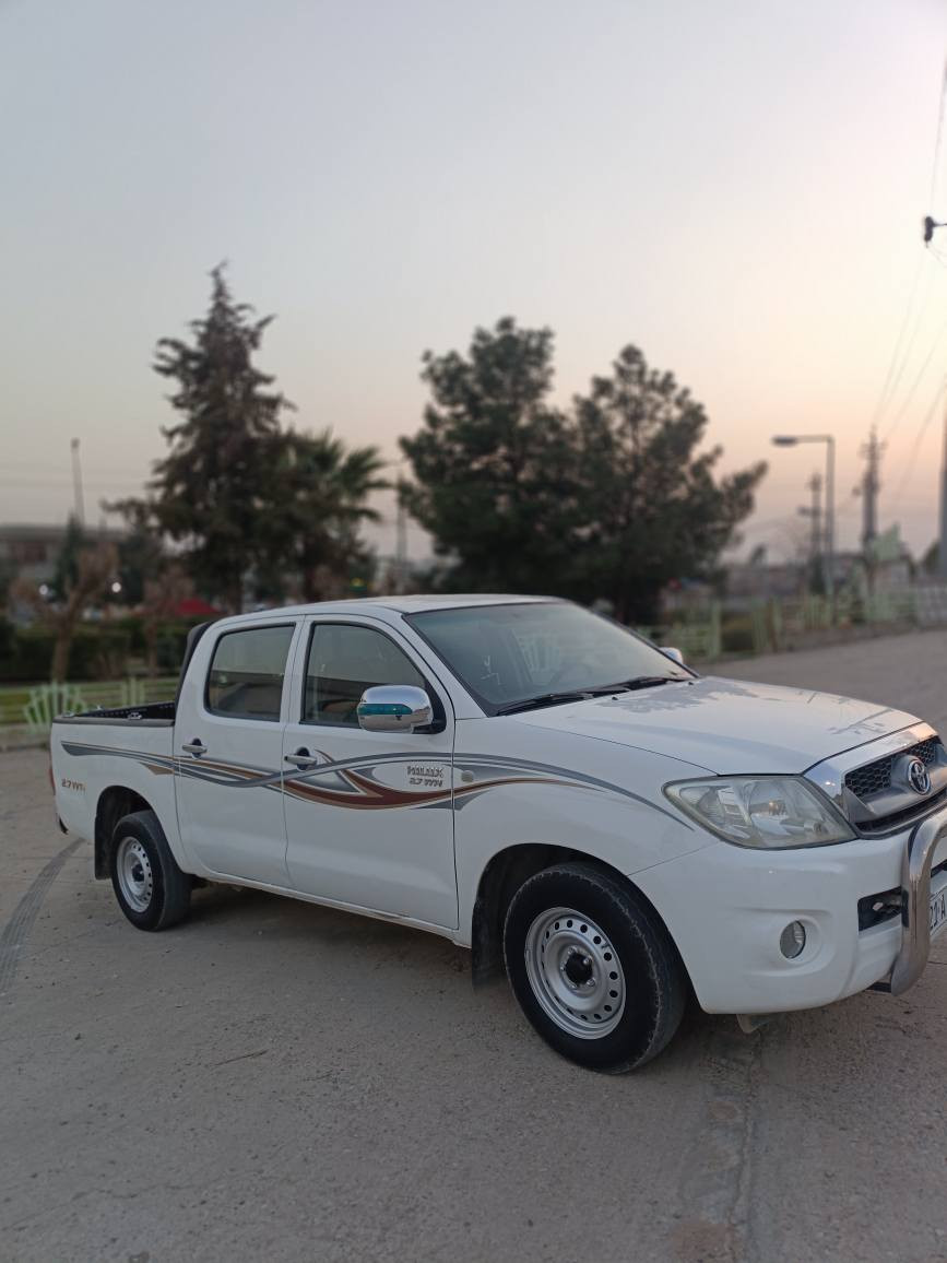 مەرزێە مۆدێل2008 سە نەوی تازە 
گێڕ مە کینە اکسل دوکەڵ بە شەرت فیتر
دووپارچە و پەڵەێە بۆێاخی هە ێە
سەێارە کە نمونەێە بێ ساردشوختە ماڵی دۆستە بە شەرت هە موو گێانی دەیفرۆشم
سعر132گەڵا
ژم***********
***********شوێن سیدسادق السليمانية, العراق
