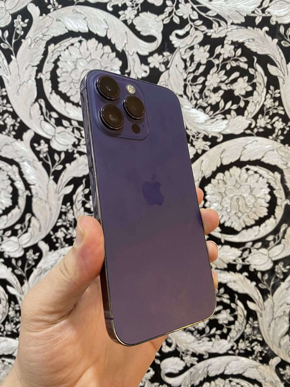 ايفون 14 برو ماكس
ذاكرة 256

البطارية 100 مبدلة 

سعر 550 سعر نهائي اتصال *********** خاص مغلق
