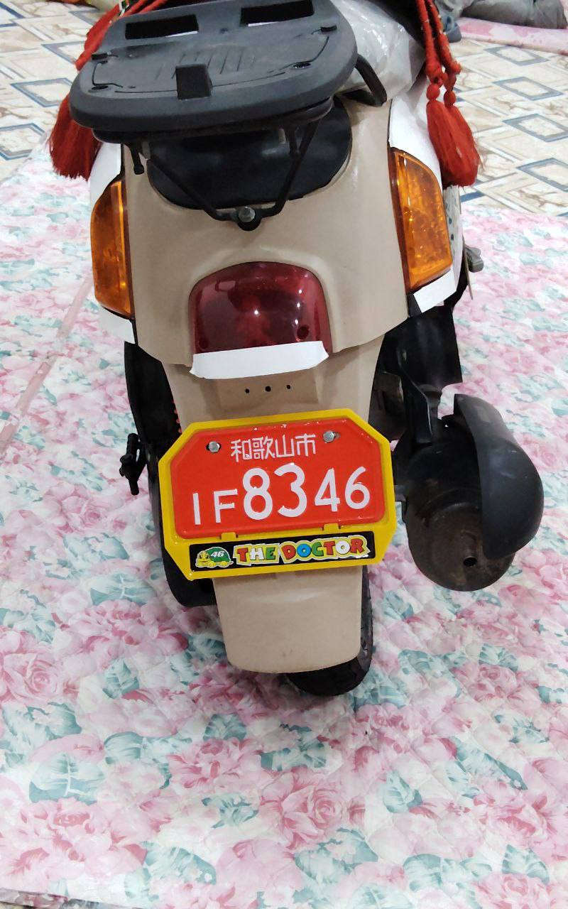 ماكس بوليسي موديل ٢٠٠٨ داخل كريمي كفرات مختم وموجود داخلها الاملح همين كاملة مابيها نقص محرك مبدل ولفات بس اصليات ستن ستيل يم امير عوض دراجة ناعمة وحلوة  شلعة ومعدل سعرها 850 وبيها مجال للشراي
مكاني كربلاء الحسينية
هذا رقمي اتصل او واتساب ***********
