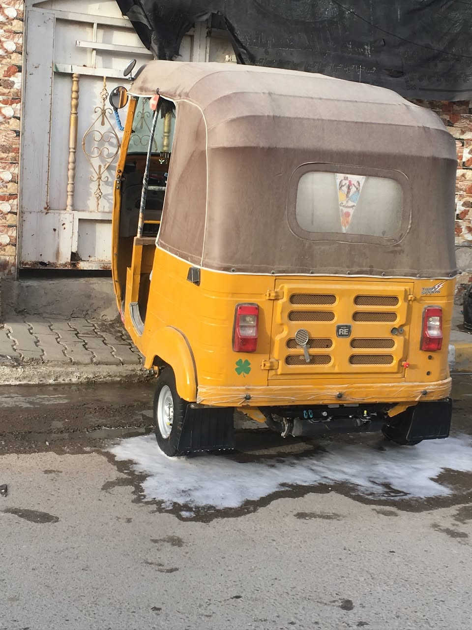 السلام عليكم تكتك 19شهر12رقم وسنويه تكتك خير من الله بيها بس دوس ما معمرات والباقي كفاله عامه  السعرسبع ملايين وربع وبهيا مجال بغداد***********
