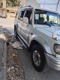 سيارة كالوبر ٢٠٠٢ قطعة وحدة صبع باب النفر سيارة ٧ راكب تبريد الإتصال ع...