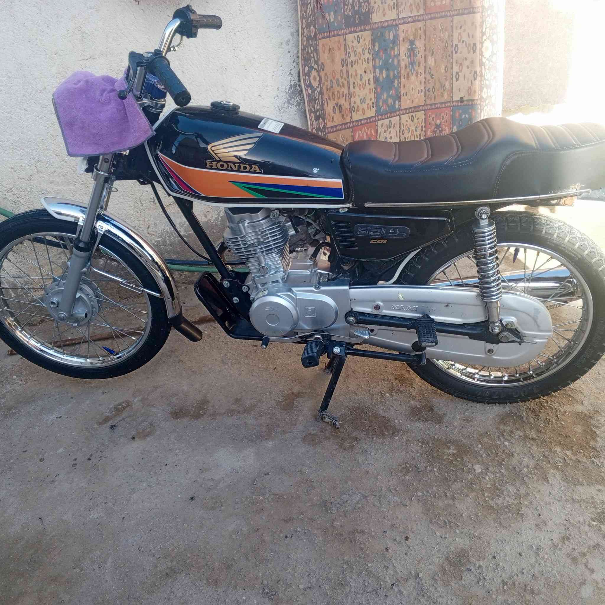 السلام عليكم دراجه للبيع وراق شاصي 20متياز مكاني شطره سعر 850 بيه مجال ***********
