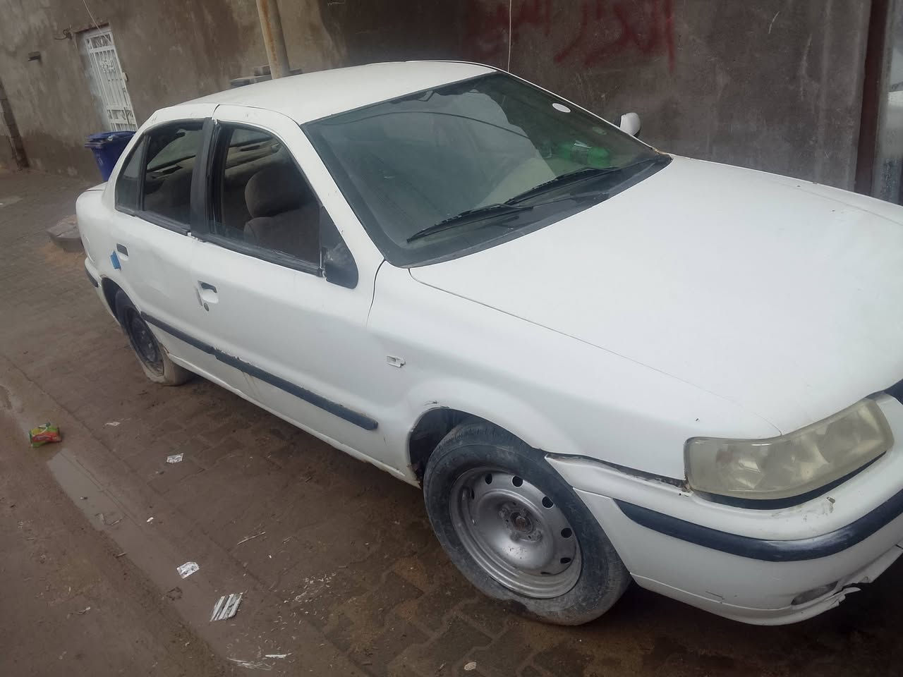 سمند2012 رقم بصره سنويه لل2027  بيها عطل كازكيت  ع عطلها ابيعها  مكانها البصره التنومه ***********
 سعر 22وبيها مجال
