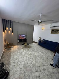 بيت البيع ١٠٠ متر 🏠 واجهته 5نزال 20  طابق واحد 1️⃣   يحتوي على غرفه نو...