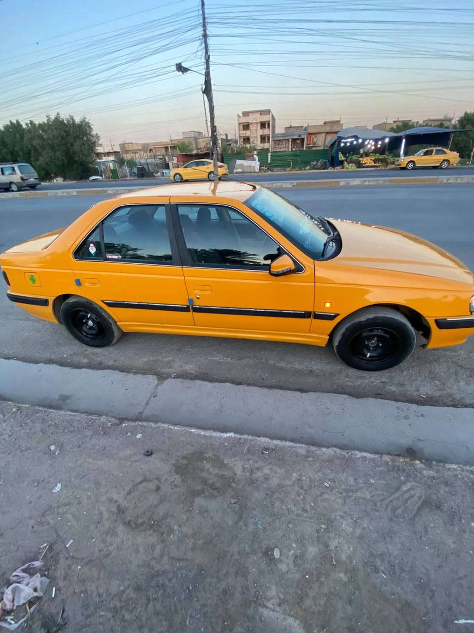 السلام عليكم بيجو بارص
موديل 18.

السياره بسمي مصفره هيئه وغرامات السنويه لل 2030 سياره حلوه 

مثل متشوف بالصور ..

السعر 60 ورقه ..

العنوان ..بغداد شهداء العبيدي الاولى..
***********
