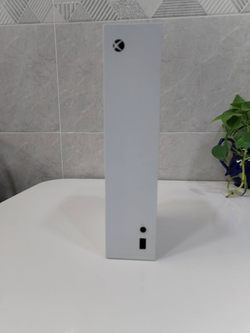 السلام عليكم شباب، جهاز اكس بوكس سيريس اس (Xbox Series S) للبيع بنظيف جداً وأخو الجديد.
السلام عليكم شباب، جهاز اكس بوكس سيريس اس (Xbox Series S) للبيع نظيف.
​الموديل والنسخة: جهاز إصدار حديث 2024، استخدام شخصي قليل.
​الحالة: الجهاز لوك ستيكر، ما مفتوح نهائياً ولا داخل صيانة.
​الملحقات: يجي وياه قطعتين جويستك؛ اليد البيضه الأصلية النظيفة + يد خضره (فسفورية) إضافية، مع واير الباور وواير الـ HDMI الأصلي.
​السعر: 380 ألف دينار قفل.
​المكان: كركوك.
​للتواصل: *********** أو مراسلة الخاص.

السلام عليكم شباب، جهاز اكس بوكس سيريس اس (Xbox Series S) للبيع بنظيف جداً وأخو الجديد.
