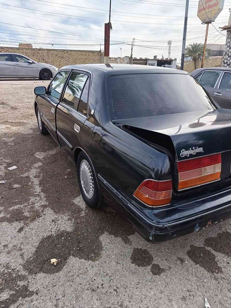 السلام عليكم كروان راس الثور تكم مديل 1997  شاصي 55.  محرك 3000فيشه وبطل اسود  سياره مكفوله من  كص  وضربه ونقل جثه  واصوليات رقم بغداد  بسمي تحويل ثاني يوم مكفوله  سياره جديده جاهزه تخم تاير جديد باتري جديد تبريد شغال  قطعتين  مكان سياره الناصريه سوك الشيوخ سعر السياره 88 وبيه مجال شي قليل ***********
