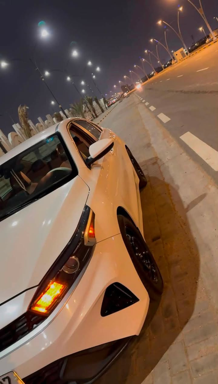 السلام عليكم كيا فورتي2023
مكينه 2000دوش المرغوب 
الشاشه مالتها الجبيره
وتحكمات ستيرن ورادار امامي
وكامره خلفيه بيها قطعتين جاملق
وبنيد مبدلات اصليات ومصبوغات
السياره جاهزه من كلشي مثل ما
موضح بالصور ما تخسر عليها ولا
ربع دوشمه ارضيه وسفريات
ودوشمه كشنات ودوشمه
الصندوك ومغلف واحد على واحد
شادلها زنون والسياره ما متعوبه
ونضيفه الويل كب موجود مالتها
انت مخير اما الرنك او الويل كب
ماشية 89 الف 
سعرها 145 ورقة وبيها مجال
رقم ابو سيارة ***********
