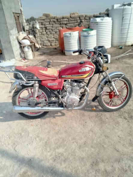 سلام عليكم دراجه لبيع سفانه مديل 22اوراقصولي سلف كرهبايات شغاله  مكان بابل ناحيه نيل  لسعر 450وبيه مجال حك لجيه
