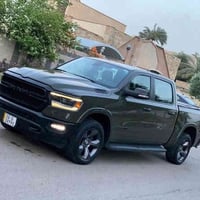 دوج رام ٢٠٢١ للبيع  -فئة سياره بك هورن  -كلين تايتل  -محرك ٥٧٠٠ هيهي  ...