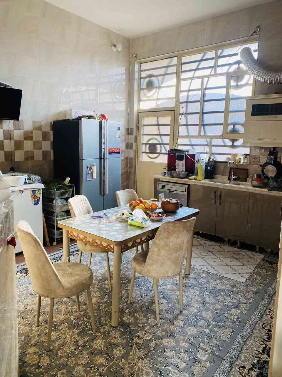 للبيع  مع الاثاث ،بيت طابق واحد مساحة ٢٠٠ م طابو صرف  الموقع حي القدس قرب محطة باب الكفيل خلف الشارع الرئيسي 

للاستفسار   وتساب او الاتصال على الرقم ***********
