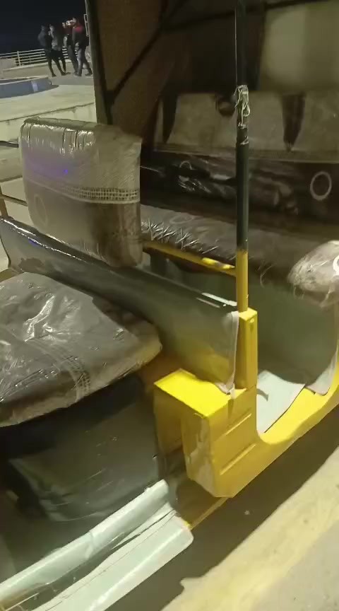 سلام عليكم تكتك البيع رقم وسنويه مصبوقه الجماليه مكان التكتك واسط كوت  السعر 6مليون وبيه مجال رقم ***********
