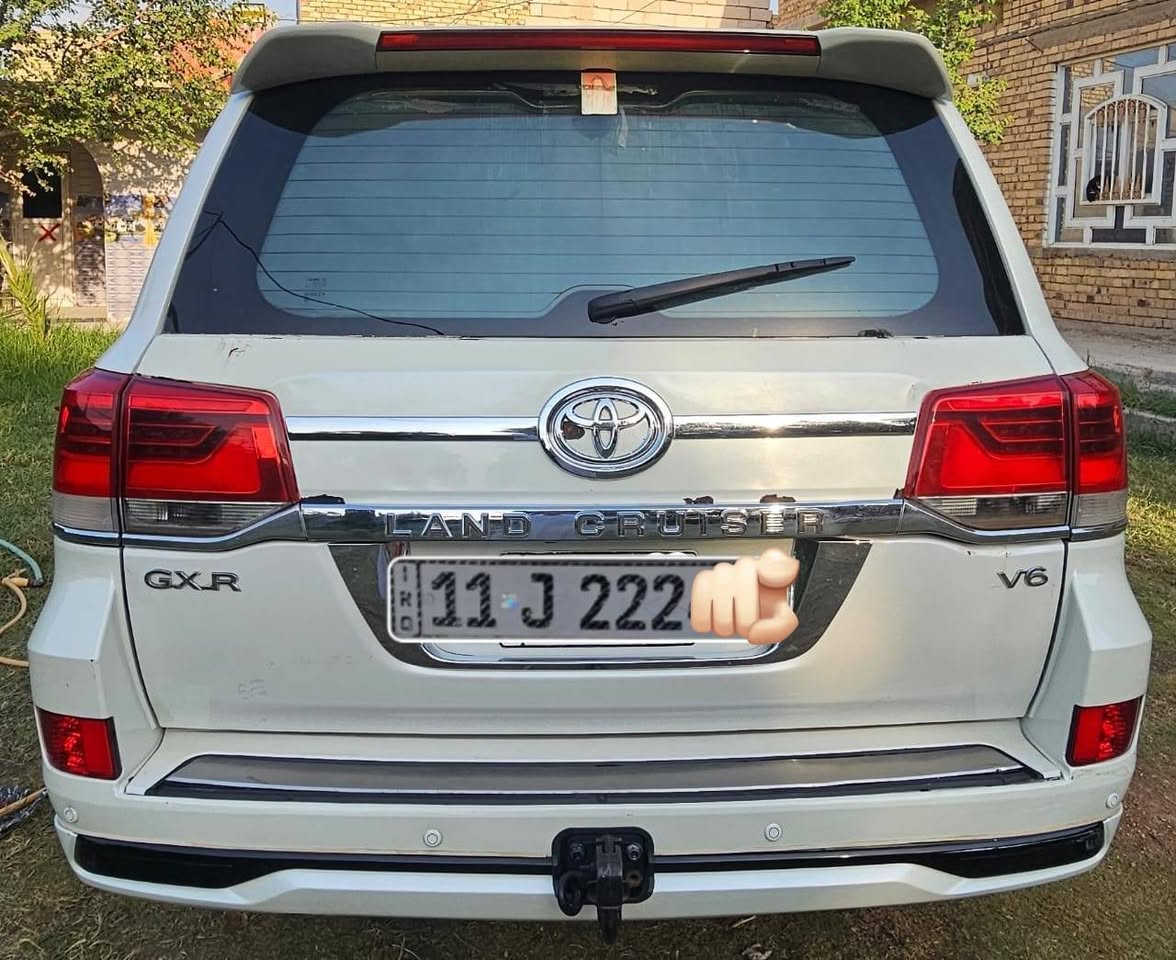 السعر بلاش يابلاش 
 جوى السوك بيع مستعجل

لاندكروزGXR
موديل 2013 محدث2021
تحديث  للخارج فقط الداخل ابلادي 
باقي كل التفاصيل فول المواصفات واحد ع واحد1/1
محرك 6V سلندر 
اخوان سياره بيها اشكم قطعه صبغ 
إني أبيع صبغ احزام بس هيه مو احزام 
ابيع هيج احسن 
‌ايرباك سليم 
الدواخل فول بلاد 
رقم بغداد نكليزي دولي  مميز سنويه لل2031
سنويه اب أسمي
تحويل مباشر 
كير محرك تخم تاير تبريد حداديه كهربايات  تشغيل والبوب بصمه 
المحرك جديد طك الكارتون 
***********
***********
السعر بلاش يابلاش 
 جوى السوك بيع مستعجل
