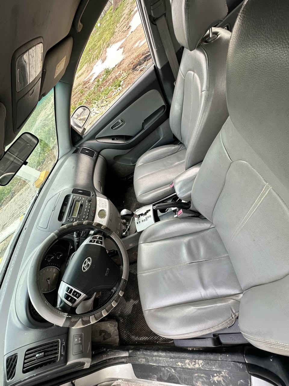 السلام عليكم
افانتي للبيع 

موديل2007

محرك كير شرط

دكشن بلادي

صدر جديد 

بدون رصعات 

هيترات 🔥كشانه

تبريد 🧊 لمس 

شاشه بيبانو

مري شفط 

كهربائيات كلها شغاله

السياره جديده حيل 

السعر 39

***********
