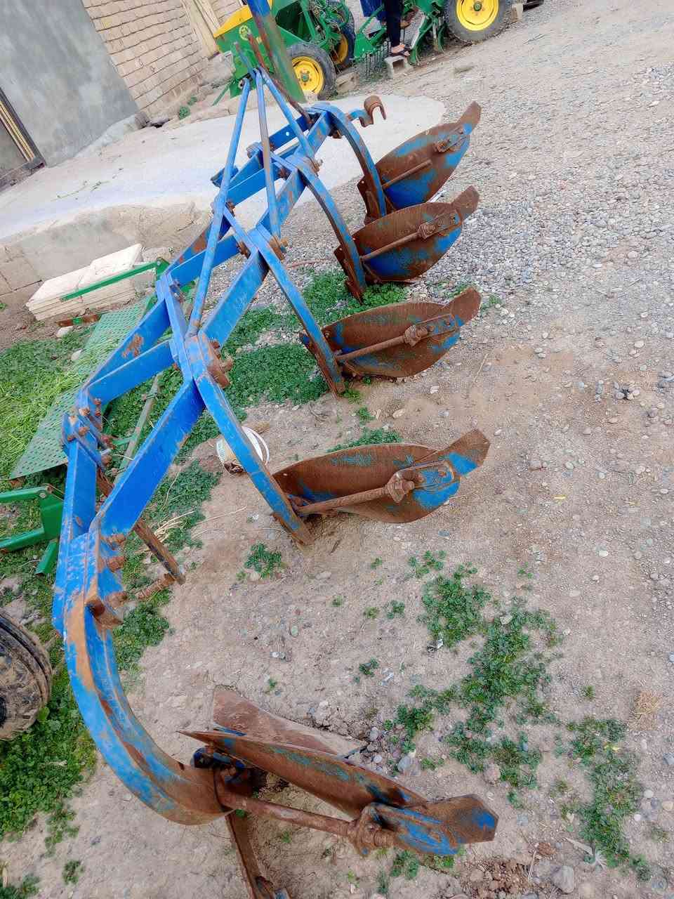 پێنج گاسنی تورکی ایدن بۆ فرۆشتن حجم 16 سحری مناسبە شوێن قەزای بردرش رقم ***********    ***********
