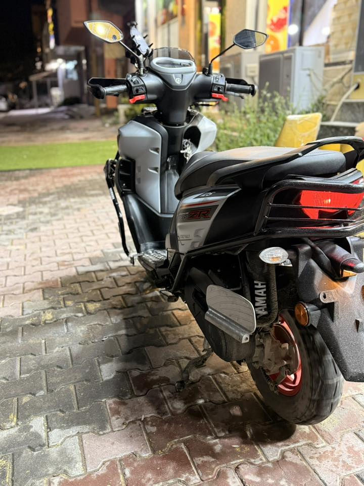 زت ار للبيع 2025 كامله مجهزه ع اخر حبايه
***********
بروجكترات 
درع كامل
درع جاملغ 
واقيه تاير خلفي
كاعيه قويه
دواسه صفحه
كفر صالنصه 
ماشيه 3000 بعدهي زيرو ونضيفه كلش
