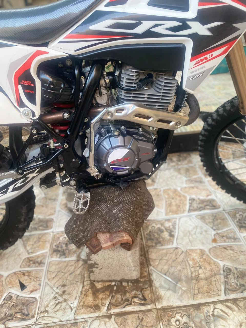 دراجه crx ديالئ الخالص
زيرو زيرو  كلش عل سحك ماشيه 100 

 

دراجه هاون مع العلم بعدها فترت سحك اذا تسحكها مضبوط تزيد قوتها

  

كفاله كفاله كفاله كفاله من التاير للتاير   اي نقص مابيها كلها شغاله 

دراجه مامغسوله ابد 

تجي وتشوف اي برغي مفتوح بيها يرجع لا تايرات لا براغي  كلشي بيها مامفتوح ابد

 سعر 1300 بيها مجال قليل قليل جدا 

 رقم ***********  موجود واتساب وخاص
