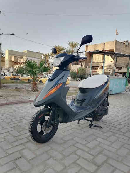 السلام عليكم دراجه ماكس عدل مكينه ما مفتوحه كهربايات كلهه شغاله سلف هندر شلعه معدل لايت عالي ناصي اشاير كلهه شغاله تايرات جدد
مكاني بغداد حي النصر السعر 650    ***********
