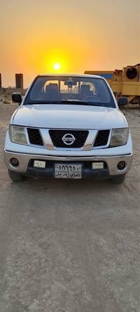 نيسان نيفارا • ٢٠٠٩ • مصبوخة