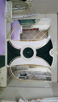 غرفه نوم • مستعمله • قابل للتفاوض