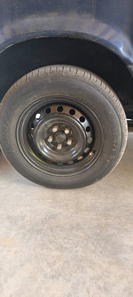 سلام عليكم تايرات كوري تخم للبيع هنه والويل انتاج 25 صار اقل الشهر من شادهن***********2
