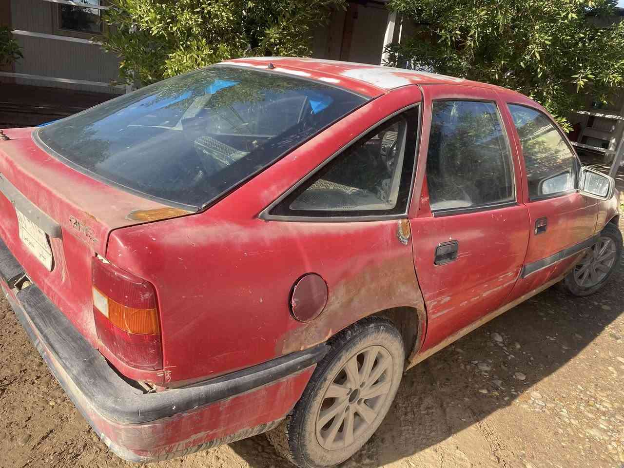 اوبل فكترا 18 موديل 93 رقمه ديالى سنويه نافذه منذ سنه السعر 20 ورقه وبيه مجال شرط التحويل محرك كير كفاله كشر شوفت عينك سمكره عام كله تحتاج صبغ ودوشمه 
***********  متواجد واتساب او مكالمه فقط مكانه ديالى الخالص
