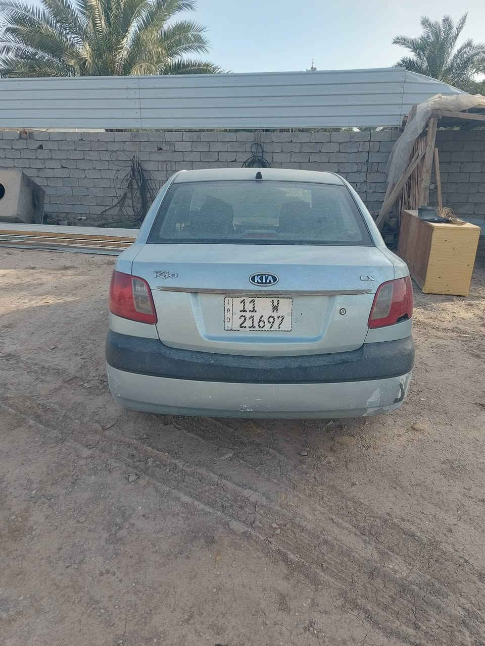 السلام عليكم ريو موديل ٢٠٠٨ امريكي ضربتها باب خلفي عكس السايق كير محرك تبربد مابيهة نقص تايرات جدد سعرها ٦٨ مصبوغه حزام اثر جراد بغداد الغزالية
***********
