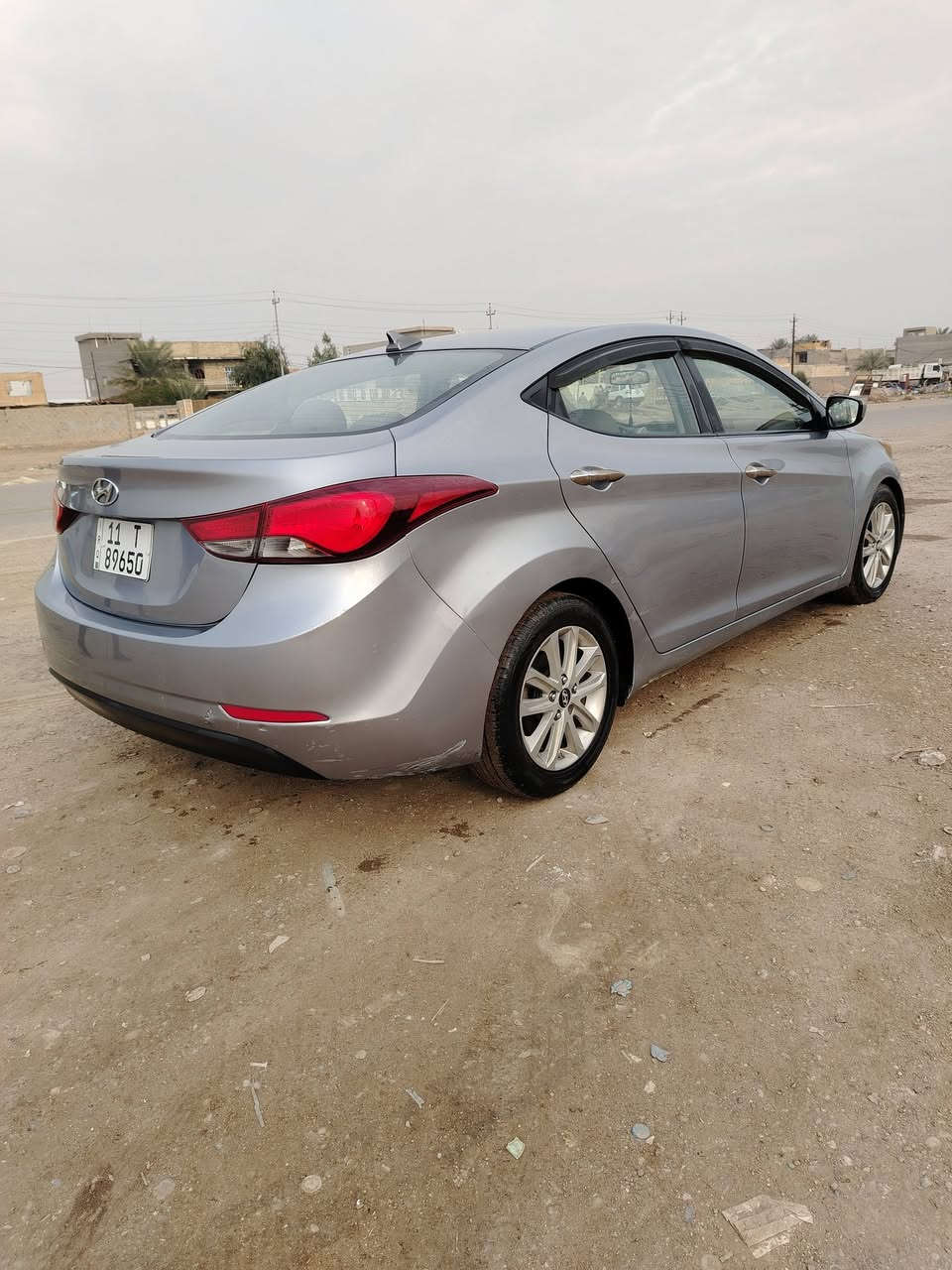 سلام عليكم لانتره 2016 محرك 1800  وارد أمريكي سونار داخل منشور سعر 120 بيها مجال بصيط ***********   مكان بغداد المعامل
